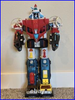 VINTAGE 1982 Bandai VOLTRON 1 DAIRUGGER 15 INCH VEHICLE FORCE TEAM NEAR COMPLETE