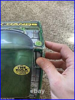 VINTAGE 2003 The Incredible Hulk Electronic Hulk Hands Toy Biz NEW In BOX