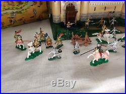 VINTAGE MARX MINIATURE PLAYSET KNIGHTS AND CASTLE with BOX + FIGURES EXCELLENT