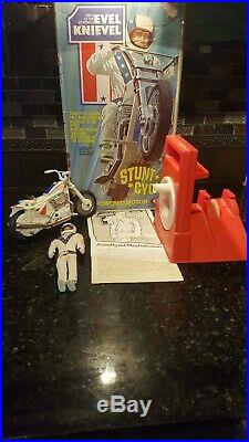 VTG Evel Knievel Action Figure & Stunt Cycle & Launcher 1970s 1973 Set Parts