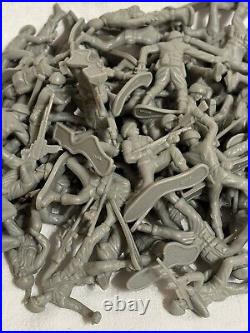 VTG Plastic 1960's China Made Army Soldiers Lot Of 82 Pieces Excellent Condition