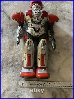 VTG Robot Leader Zadak with Guns, Light Up With Sounds! Super Cool