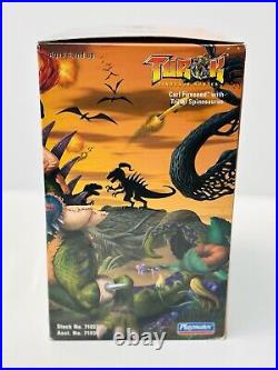 VTG Turok Dinosaur Hunter Carl Fireseed Figure with Spinosaurus Playmates 1999