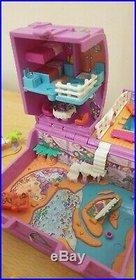Vintage 100% COMPLETE Polly Pocket 1996 Surf'n' Swim Treasure Chest Compact Toy