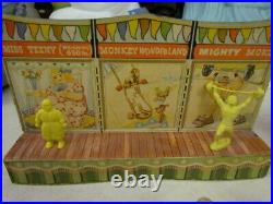 Vintage 1950's Marx Super Circus Tent with 2 Side Shows & 18 Figures No Flags