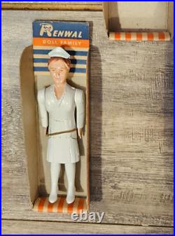 Vintage 1950s Renwal Doctor And Nurse Figures NEW 4 Figurine 44 Made in USA