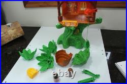 Vintage 1974 Weebles Tarzan Jungle Hut With Original Box, Tarzan & Monkey Figs