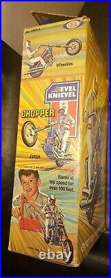 Vintage 1975 EVEL KNIEVEL CHOPPER Gyro Stunt Cycle Set with Box Figure Ideal Toys