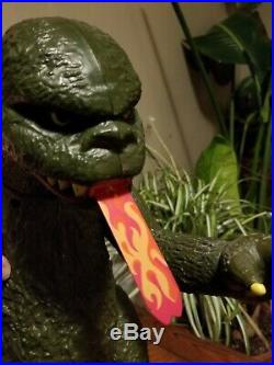 Vintage 1977 Toho Co Godzilla Toy Large Action Figure Hand detach Moving tongue