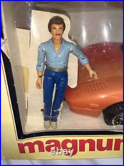 Vintage 1982 MAGNUM PI Ferrari & Figure LJN Toys, LTD Rare TOM SELLECK TV Nice