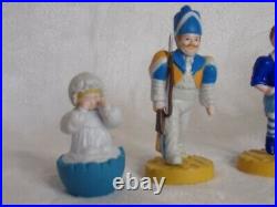Vintage 1988 Presents Wizard of Oz 17 Munchkin Toy Figures (PVC MGM Turner)