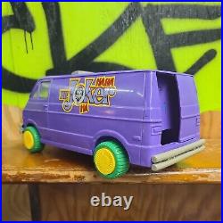 Vintage 1990 Toy Biz Batman The Joker Van Incomplete