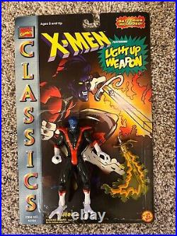 Vintage 1990's Toy Biz Marvel X-Men Action Figure Lot of 16