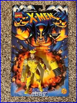 Vintage 1990's Toy Biz Marvel X-Men Action Figure Lot of 16
