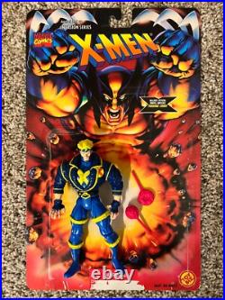 Vintage 1990's Toy Biz Marvel X-Men Action Figure Lot of 16
