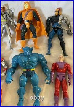Vintage 1990s Toy Biz Marvel X-Men Action Figure Lot X17 & Mini Blackbird Jet