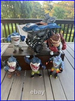 Vintage 1994 Street Sharks Sharkruiser 4x4 Vehicle &5 Street Shark Figures Lot