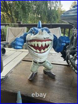 Vintage 1994 Street Sharks Sharkruiser 4x4 Vehicle &5 Street Shark Figures Lot