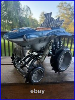 Vintage 1994 Street Sharks Sharkruiser 4x4 Vehicle &5 Street Shark Figures Lot
