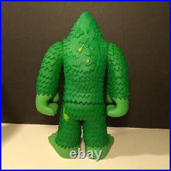 Vintage 2004 Strangeco 12 Green Vinyl Bigfoot One Art Toy Figure kaws graffiti