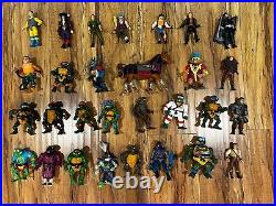 Vintage 90s Action Figure lot of 29 TMNT Hook GhostBusters Carrying Case Turtles