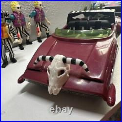 Vintage Beetlejuice Creepy Cruiser Kenner 1990 Vehicle and Figures Bundle