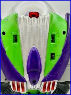 Vintage Buzz Lightyear Action Figures Lot of 3 2 Working! 1 Alarm Not Working