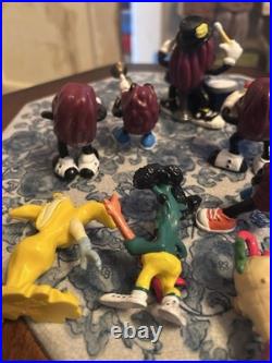 Vintage California Rasins Lot Of 10 Rare Bannana Broccoli & Rudy Bagaman