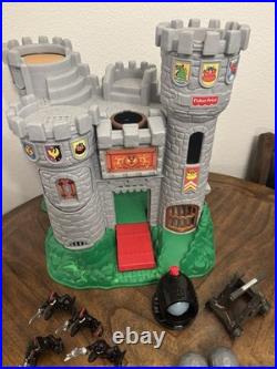 Vintage Fischer Price Great Adventures Castle RED Label Play Set Lot 11 Figures