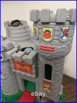 Vintage Fischer Price Great Adventures Castle RED Label Play Set Lot 11 Figures