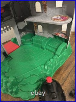 Vintage Fischer Price Great Adventures Castle RED Label Play Set Lot 11 Figures
