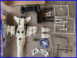 Vintage Hasbro Flying Fighters F/A-18 Hornet Fighting Falcon Jet 1989 80's Toy
