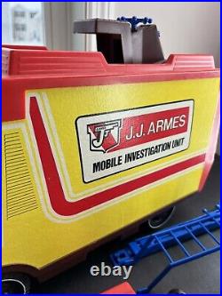 Vintage J. J. Armes mobile investigation unit toy original 1976 jj arms