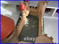 Vintage Marx Knights and Castle Vintage Playset Figure Lot Rare