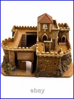 Vintage Medieval Castle Diorama 68 Metal Toy Soldiers Cavalry Military Army Lot