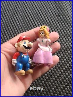 Vintage Nintendo Super Mario World Figure UK Christmas Cracker rare SNES N64