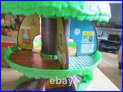 Vintage Palitoy Family Treehouse Pop Up With Furniture & Figures Boxed