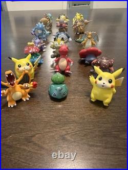 Vintage Pokémon Tomy Figures 29 Pieces with Vintage Pokemon Tin Lunchbox