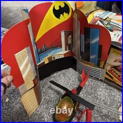 Vintage Remco CSF Batman Batcopter battery operated playset Paper Figures Box