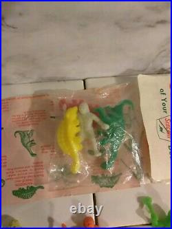 Vintage SINCLAIR OIL GAS Dino Dinosaur Lot Plastic Figure Toy Collection RARE