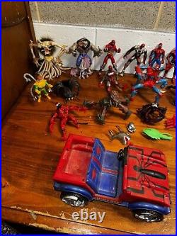 Vintage Spider-Man Toy biz Lot (35) Carnage Morbious Venom Accessories 1990's