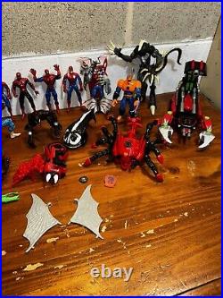 Vintage Spider-Man Toy biz Lot (35) Carnage Morbious Venom Accessories 1990's