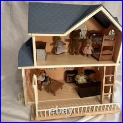 Vintage Sylvanian MAPLE TOWN House Post Office withFurniture, Figures