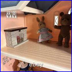 Vintage Sylvanian MAPLE TOWN House Post Office withFurniture, Figures