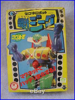 Vintage Takara GEAG magnemo magnetic figure with BOX 1970's RARE microman toy