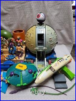 Vintage Teenage Mutant Ninja Turtles Technodrome Sewer Lair Figure Mixed Toy Lot