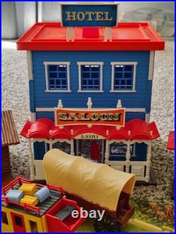 Vintage Timpo Frontier Trail Blazers Town Set