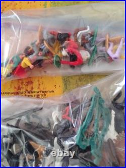 Vintage Timpo Frontier Trail Blazers Town Set