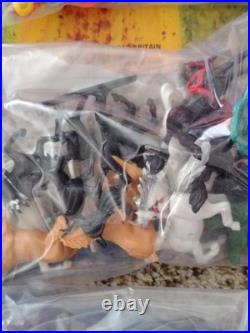 Vintage Timpo Frontier Trail Blazers Town Set