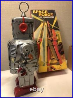 Vintage Tin Robot hand-wound iron old-fashioned toy